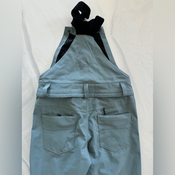 VOLCOM | Womens Swift Bib Overall Snowboard pants - Picture 4 of 7